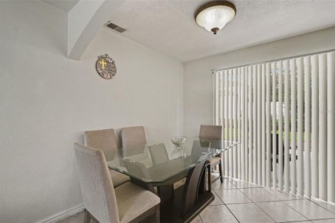 Casa en venta en Orlando, Florida, 3 dormitorios, 119.47 m2 № 2425273 - foto 8