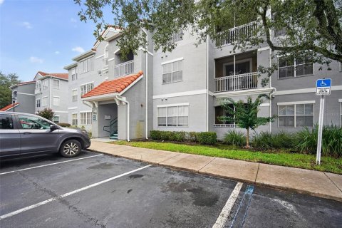 Condominio en Tampa, Florida, 2 dormitorios  № 2296941