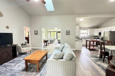 Villa ou maison à vendre à New Smyrna Beach, Floride: 3 chambres, 135.73 m2 № 2212029 - photo 3