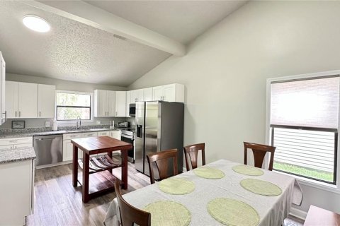 Villa ou maison à vendre à New Smyrna Beach, Floride: 3 chambres, 135.73 m2 № 2212029 - photo 6
