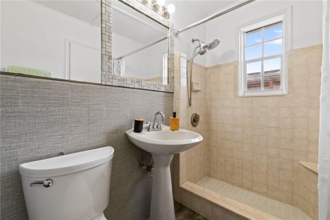 Villa ou maison à vendre à Hollywood, Floride: 3 chambres, 129.32 m2 № 2015888 - photo 29