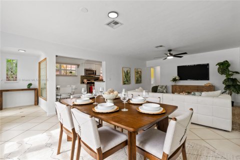 Villa ou maison à vendre à Hollywood, Floride: 3 chambres, 129.32 m2 № 2015888 - photo 10