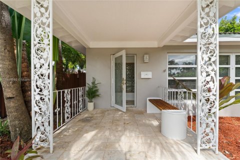 Villa ou maison à vendre à Hollywood, Floride: 3 chambres, 129.32 m2 № 2015888 - photo 5