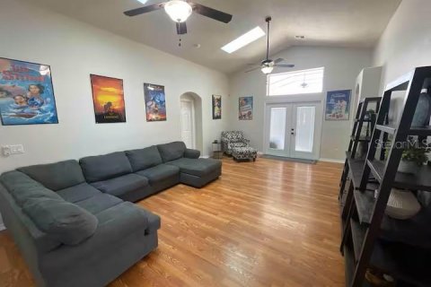Villa ou maison à vendre à Kissimmee, Floride: 5 chambres, 198.44 m2 № 1820799 - photo 3