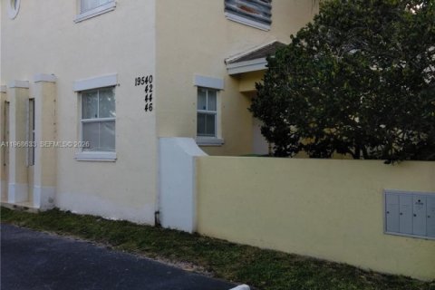 Adosado en alquiler en Cutler Bay, Florida, 2 dormitorios, 94.76 m2 № 2030135 - foto 2