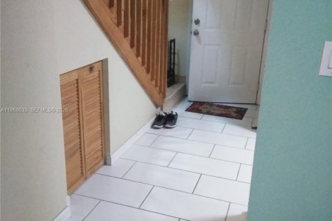 Adosado en alquiler en Cutler Bay, Florida, 2 dormitorios, 94.76 m2 № 2030135 - foto 3