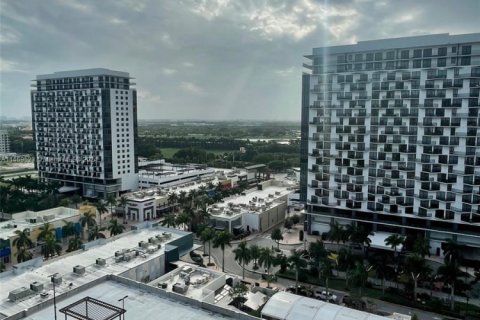 Condominio en alquiler en Doral, Florida, 1 dormitorio, 60.39 m2 № 2076701 - foto 28