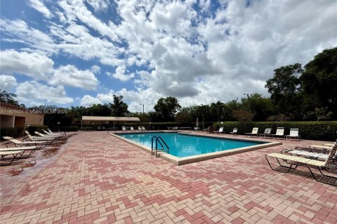 Condominio en venta en Margate, Florida, 2 dormitorios, 101.26 m2 № 1938327 - foto 21