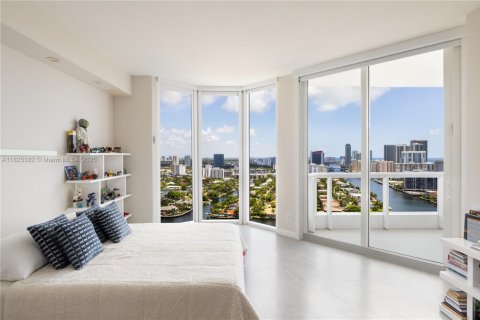 Condominio en venta en Aventura, Florida, 3 dormitorios, 246.84 m2 № 1794244 - foto 4