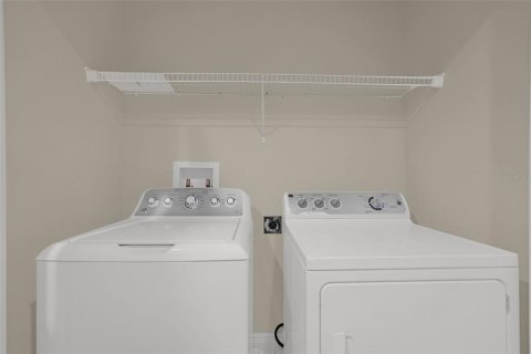 Touwnhouse à vendre à Davenport, Floride: 3 chambres, 151.62 m2 № 2353230 - photo 26