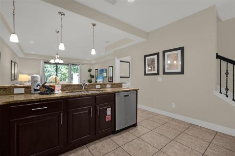 Touwnhouse à vendre à Davenport, Floride: 3 chambres, 151.62 m2 № 2353230 - photo 8