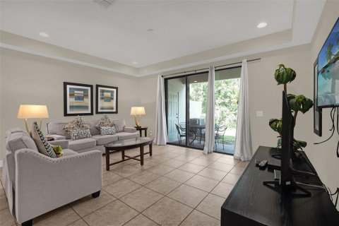 Touwnhouse à vendre à Davenport, Floride: 3 chambres, 151.62 m2 № 2353230 - photo 3