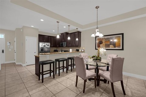 Touwnhouse à vendre à Davenport, Floride: 3 chambres, 151.62 m2 № 2353230 - photo 9
