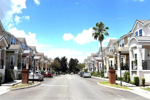 Condominio en venta en Orlando, Florida, 2 dormitorios, 107.77 m2 № 1846438 - foto 5