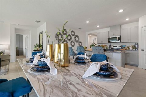 House in Ormond Beach, Florida 4 bedrooms, 169.83 sq.m. № 1913493 - photo 8