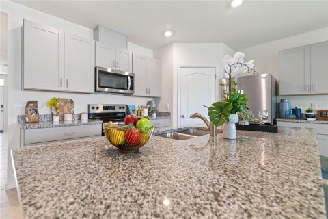 House in Ormond Beach, Florida 4 bedrooms, 169.83 sq.m. № 1913493 - photo 9