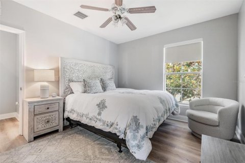 Townhouse in Tampa, Florida 3 bedrooms, 189.52 sq.m. № 1789632 - photo 19