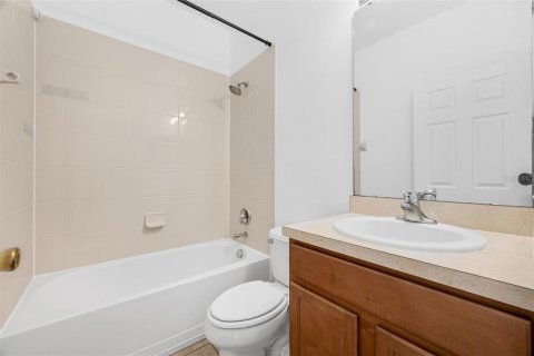 Купить таунхаус в Орландо, Флорида 11 комнат, 136.29м2, № 1822365 - фото 12