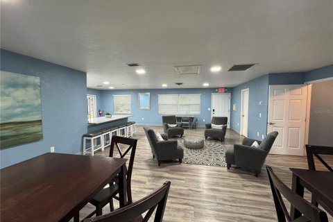 Copropriété à vendre à Saint Petersburg, Floride: 1 chambre, 59.46 m2 № 2369073 - photo 8