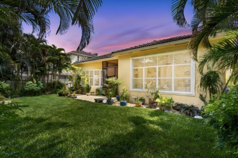Villa ou maison à Wellington, Floride 4 chambres, 229.38 m2 № 2272559
