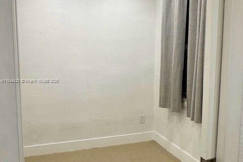 Condo in Coral Gables, Florida, 1 bedroom  № 1839469 - photo 7