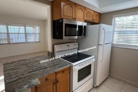 Copropriété à louer à Saint Petersburg, Floride: 1 chambre, 60.39 m2 № 2296972 - photo 16