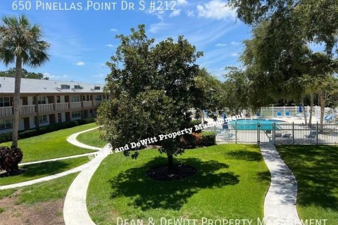 Copropriété à louer à Saint Petersburg, Floride: 1 chambre, 60.39 m2 № 2296972 - photo 4