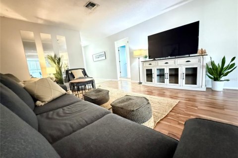 Casa en venta en Bradenton, Florida, 2 dormitorios, 143.63 m2 № 2284015 - foto 6