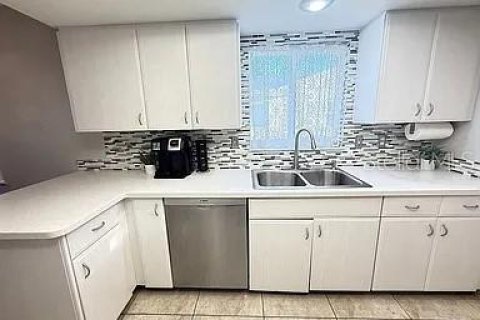 Casa en venta en Bradenton, Florida, 2 dormitorios, 143.63 m2 № 2284015 - foto 20