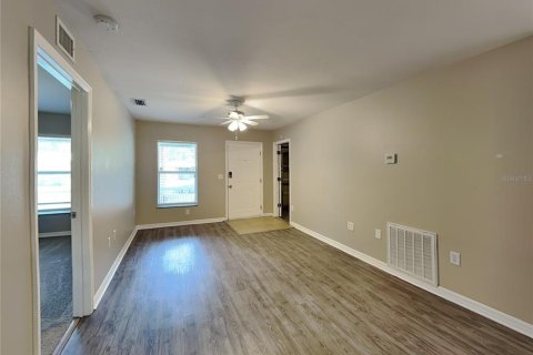 House in Sarasota, Florida 3 bedrooms, 103.12 sq.m. № 1911872 - photo 3