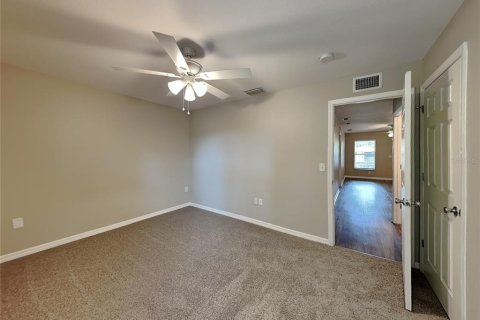 House in Sarasota, Florida 3 bedrooms, 103.12 sq.m. № 1911872 - photo 7