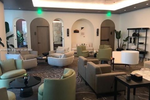 Снять в аренду кондоминиум в Майами, Флорида 1 спальня, 77.85м2, № 1952215 - фото 19