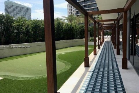 Снять в аренду кондоминиум в Майами, Флорида 1 спальня, 77.85м2, № 1952215 - фото 16