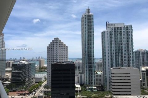 Снять в аренду кондоминиум в Майами, Флорида 1 спальня, 77.85м2, № 1952215 - фото 2