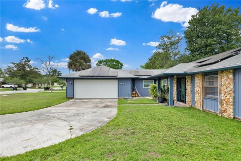 House in Orlando, Florida 3 bedrooms, 169.83 sq.m. № 1744618 - photo 5