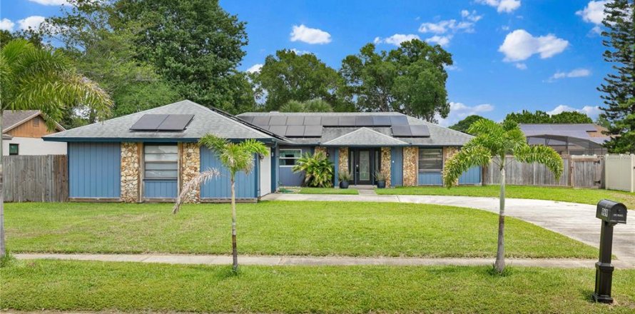 House in Orlando, Florida 3 bedrooms, 169.83 sq.m. № 1744618