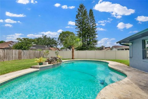 House in Orlando, Florida 3 bedrooms, 169.83 sq.m. № 1744618 - photo 30
