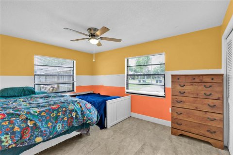 House in Orlando, Florida 3 bedrooms, 169.83 sq.m. № 1744618 - photo 14