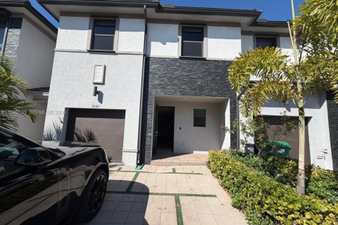 Купить таунхаус в Майами-Лейкс, Флорида 3 спальни, 161.93м2, № 2026531 - фото 26