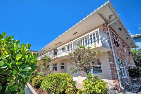 Condo in Pompano Beach, Florida, 2 bedrooms  № 1862803 - photo 17