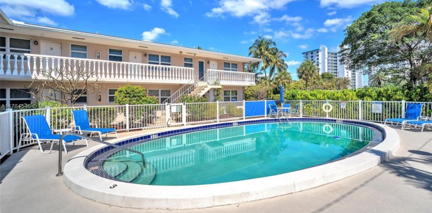 Condo in Pompano Beach, Florida, 2 bedrooms  № 1862803