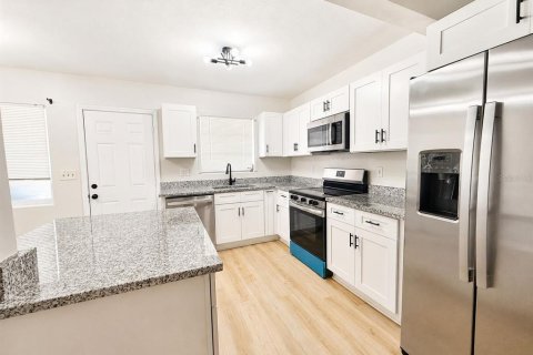 Apartment in Clearwater, Florida 3 bedrooms, 126.35 sq.m. № 2115356 - photo 5