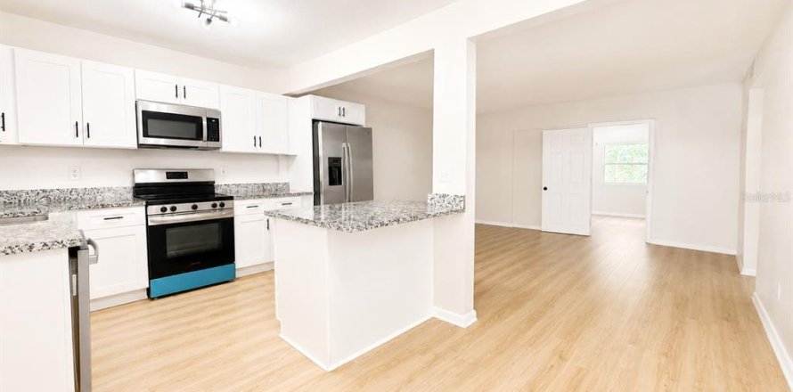 Apartment in Clearwater, Florida 3 bedrooms, 126.35 sq.m. № 2115356