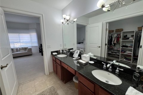 Copropriété à louer à Weston, Floride: 2 chambres, 119.75 m2 № 2017948 - photo 14