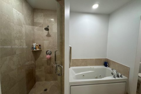 Copropriété à louer à Weston, Floride: 2 chambres, 119.75 m2 № 2017948 - photo 15