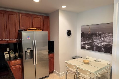 Copropriété à louer à Weston, Floride: 2 chambres, 119.75 m2 № 2017948 - photo 12