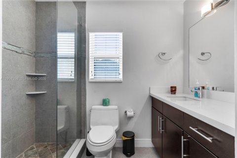 Casa en alquiler en Fort Lauderdale, Florida, 3 dormitorios, 248.51 m2 № 2020717 - foto 26