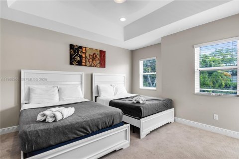 Casa en alquiler en Fort Lauderdale, Florida, 3 dormitorios, 248.51 m2 № 2020717 - foto 24