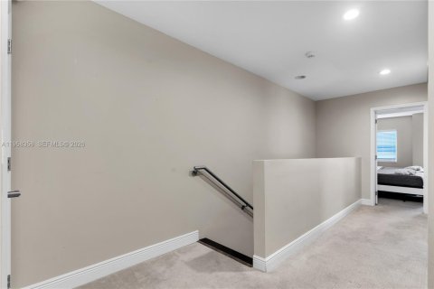 Casa en alquiler en Fort Lauderdale, Florida, 3 dormitorios, 248.51 m2 № 2020717 - foto 11