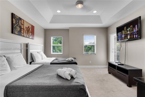 Casa en alquiler en Fort Lauderdale, Florida, 3 dormitorios, 248.51 m2 № 2020717 - foto 25